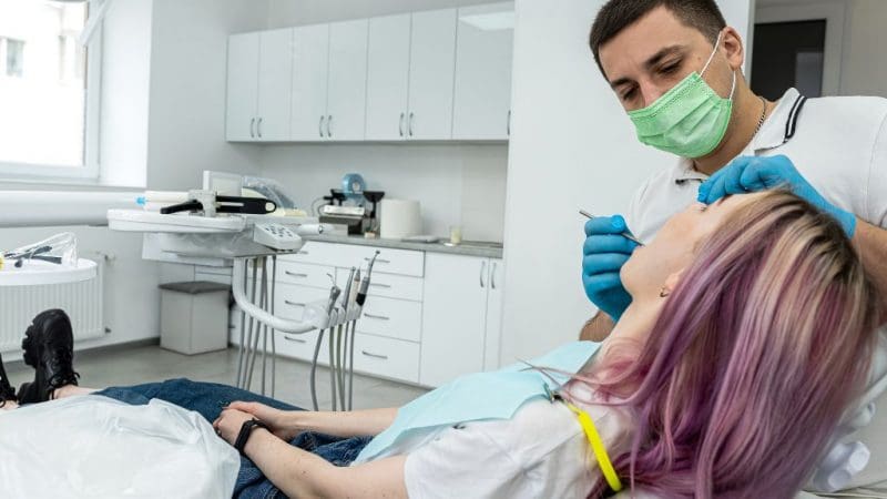 دندانپزشکی در تورنتو
